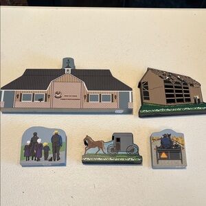 Amish Wooden Figurine Set